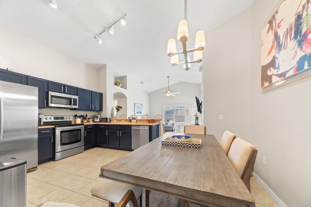 Private Oasis In Kissimmee - Pool, Bbq, Free Parking Apartment Orlando Bagian luar foto